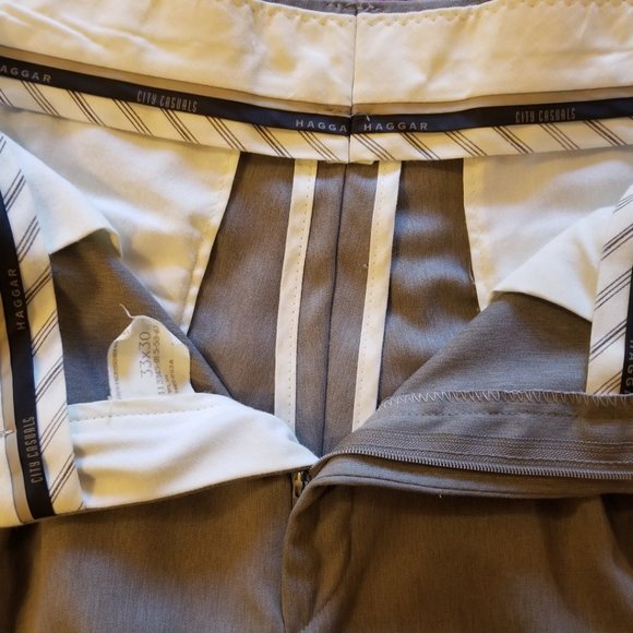 Haggar Pleated Dress Pants with cuffs - Picture 2 of 3